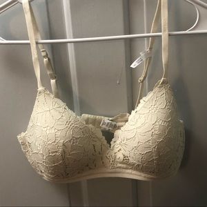 NWT ivory aerie wireless bra